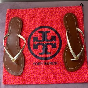 Gold Tory Burch leather sandal flip flops size 10